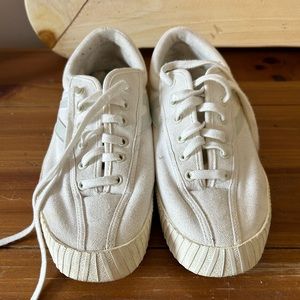 Tretorn Nylite White Canvas Sneakers- Women’s Size 9